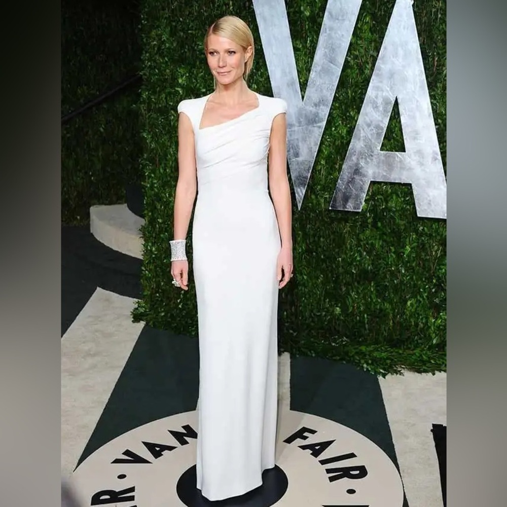 ✨ Iconic TOM FORD Gwnyeth Paltrow Oscar Ivory Silk Gown / Asymmetrical neck ✨ - Picture 2 of 8